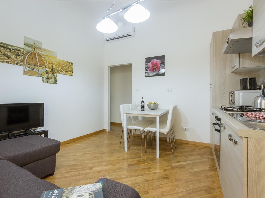Stylisch Canacci 2 Bedroom Apartment Florenţa Exterior foto