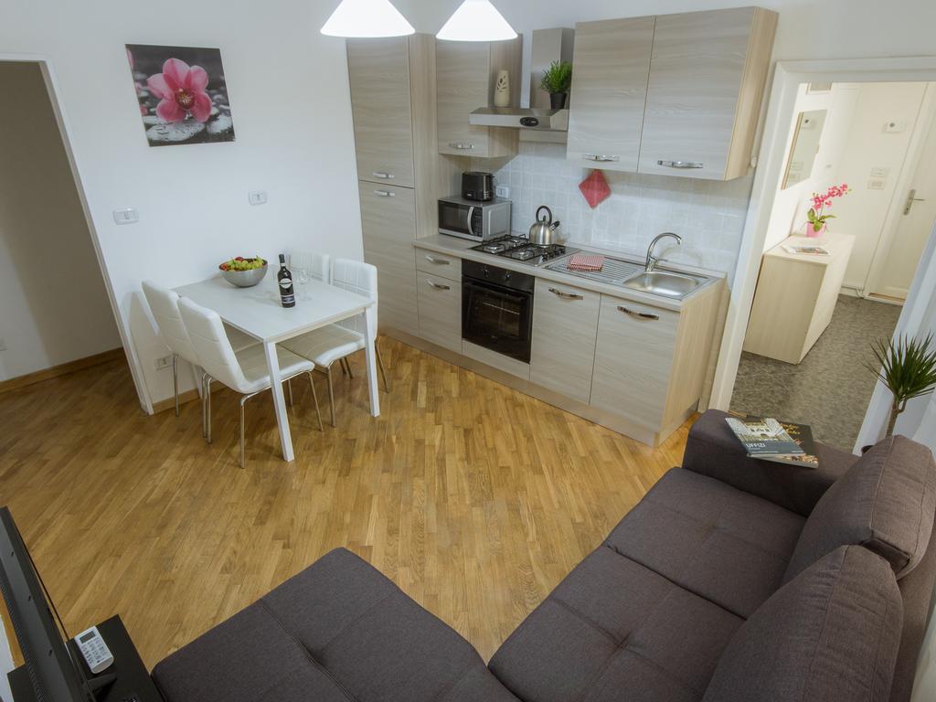 Stylisch Canacci 2 Bedroom Apartment Florenţa Exterior foto