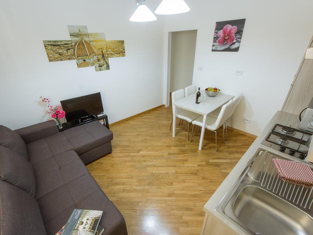 Stylisch Canacci 2 Bedroom Apartment Florenţa Exterior foto
